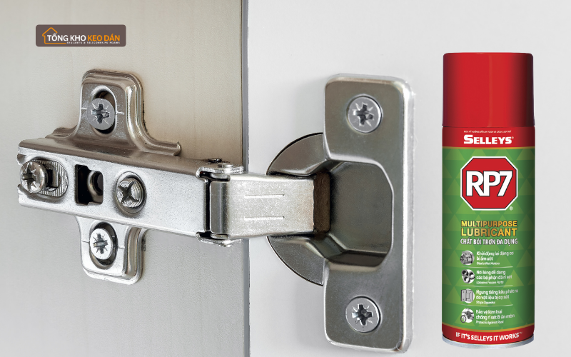 rp7 có dùng để bôi trơn bản lề, ổ khóa