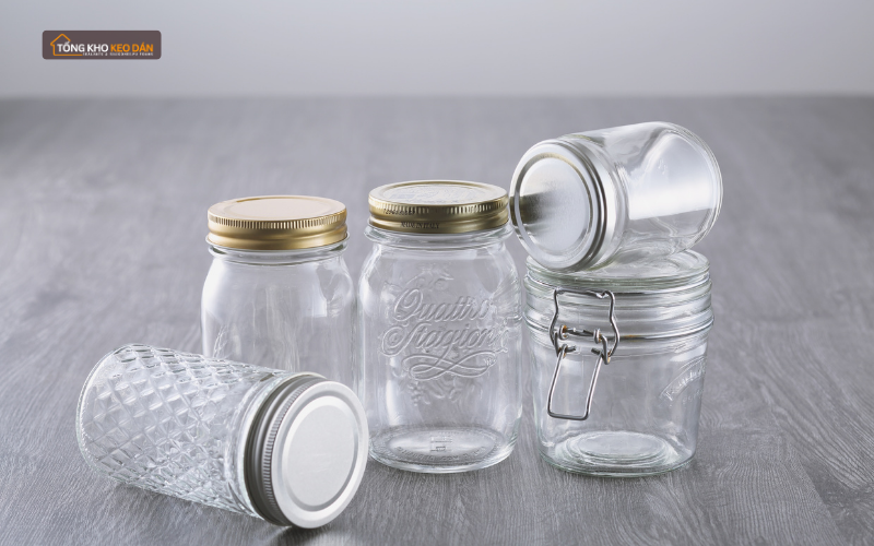 Trang trí ly, cốc, lọ thủy tinh bằng keo nến Trang trí ly, cốc, lọ thủy tinh bằng keo nến