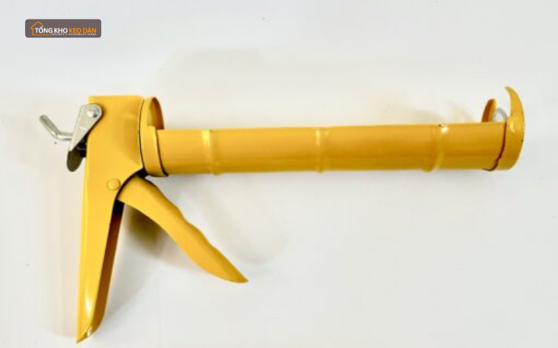 Đúng bắn keo silicone chính hãng ở TP.HCM 