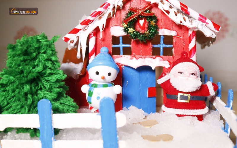 Làm ông già Noel bằng xốp siêu đáng yêu (1)