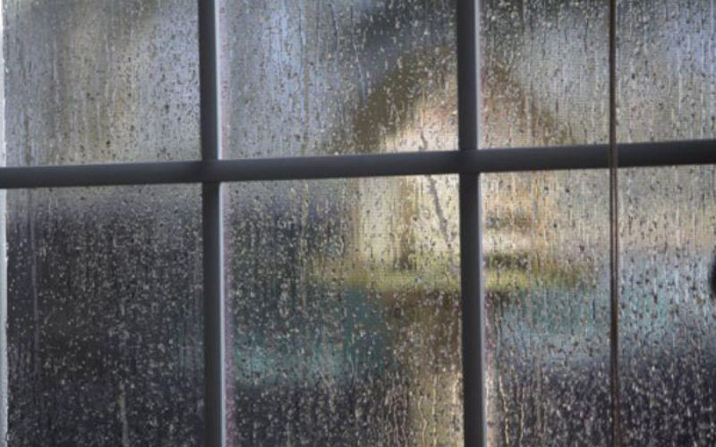 Xử lý rò rỉ kính mặt dựng