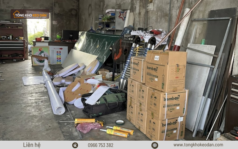 Saha giao keo Bamboo đến tận xưởng khách hàng Saha giao keo Bamboo đến tận xưởng khách hàng