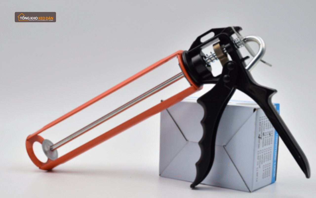Súng bắn keo silicone tại TP.HCM