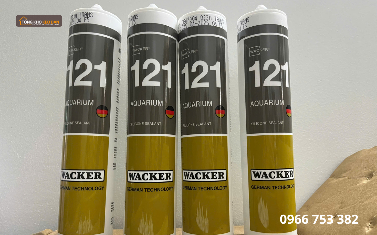 sửa bể cá bị rò nước