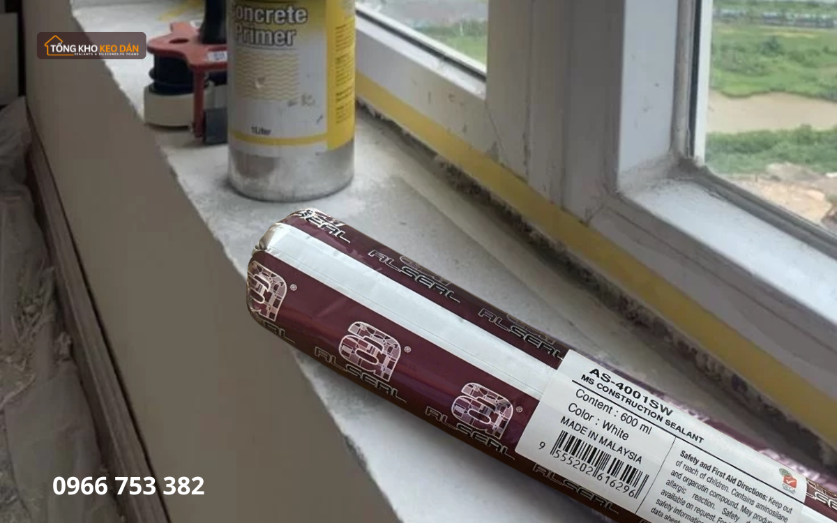 Chống thấm khuôn cửa bằng keo MS Sealant AS4001