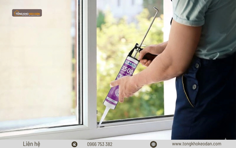 keo silicone trám khe cửa nhôm kính